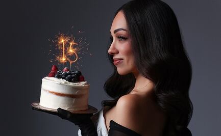 Rosy McMichael celebra 15 años creando contenido de belleza