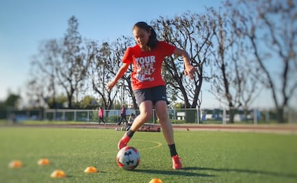 La futbolista de 13 años que firmó con Nike