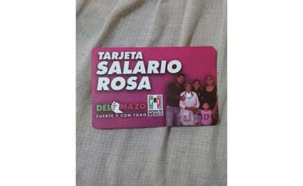 Mujeres mexiquenses, emocionadas por reparto de "tarjeta rosa" 