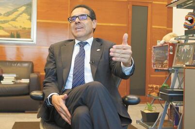 “Banqueros hemos sido distantes y petulantes”