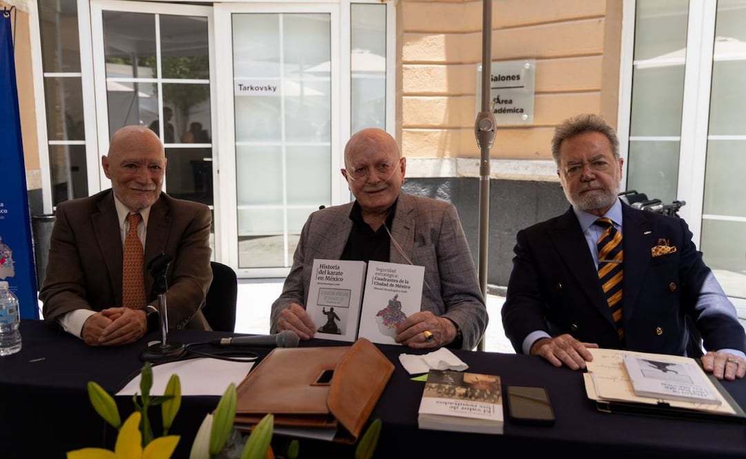 Manuel Mondragón y Kalb durante la presentación de los libros “Historia del karate en México” y “Seguridad estratégica: Cuadrantes de la Ciudad de México”, celebrada en Casa Lamm. Foto: Hugo Salvador / EL UNIVERSAL