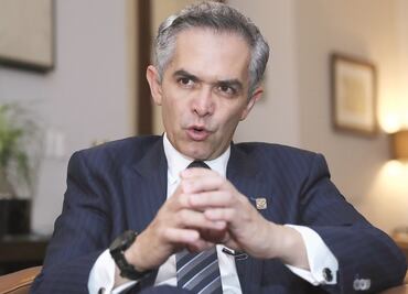Reconstrucción tras sismo, prioridad financiera de GCDMX: Mancera