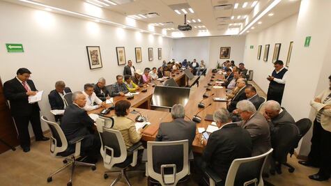 Rosario Robles se reúne con Campesinos