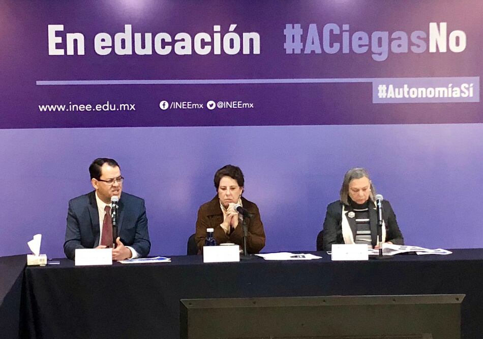 El día de ayer el Instituto Nacional para la Evaluación de la Educación presentó la campaña "En educación #ACiegasNo". Foto: archivo/EL UNIVERSAL