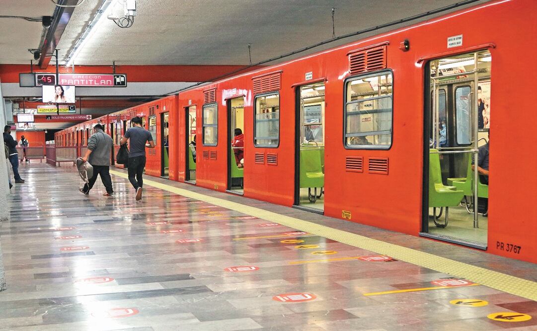 El Sistema de Transporte Colectivo ofrece servicio sin costo para algunas personas - Foto: Carlos Mejía/EL UNIVERSAL