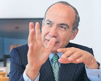 Inversión privada ha reducido costos para CFE, dice Calderón sobre contratos