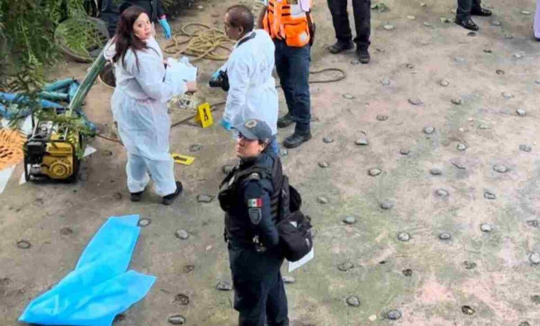 Dos hombres se encontraban laborando en el desazolve de una coladera cuando perdieron el conocimiento. Foto: Especial