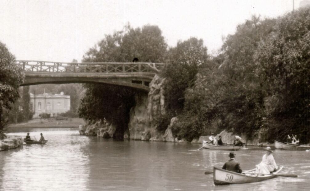 Hace 100 años se plantaron árboles en honor de periodistas
