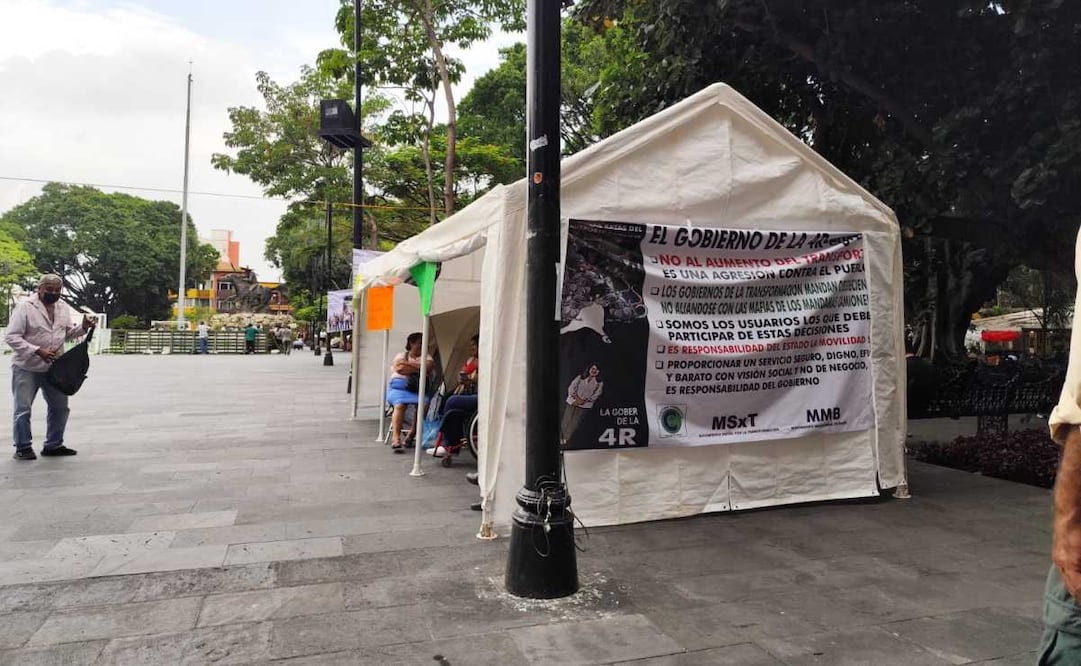 Huelga de hambre en rechazo al aumento del pasaje del transporte público. Foto: Justino Miranda / EL UNIVERSAL