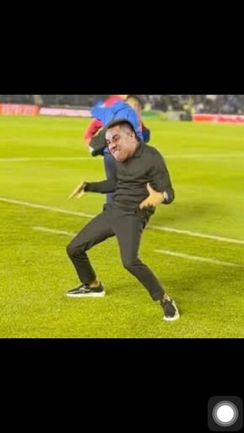 Los mejores MEMES del campeonato de Efraín Juárez