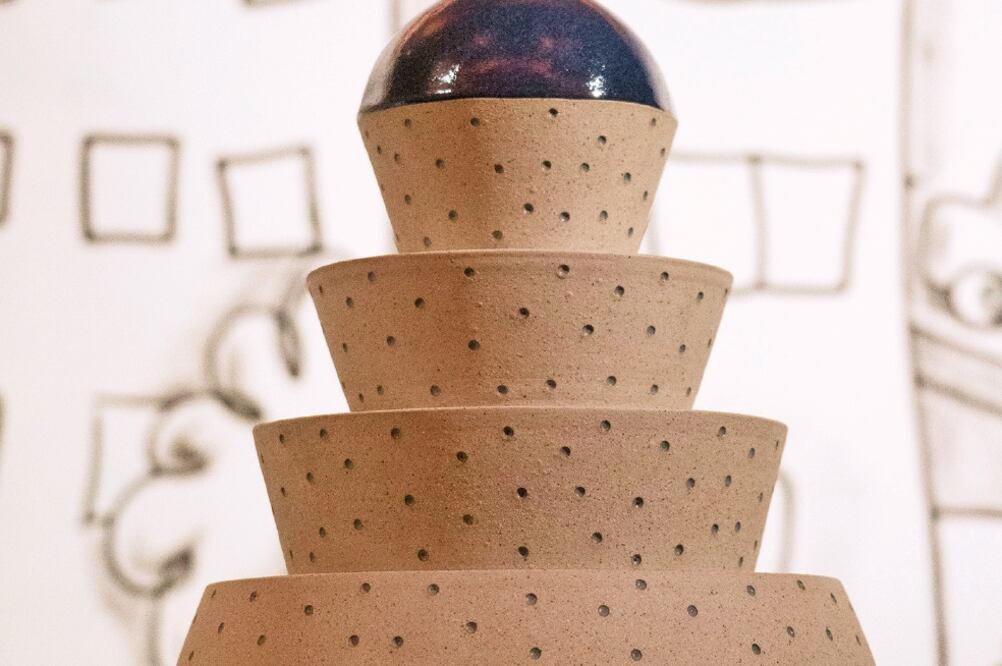 Volcán construido I (1998), pieza del artista Vicente Rojo. (CORTESÍA EL COLEGIO NACIONAL)