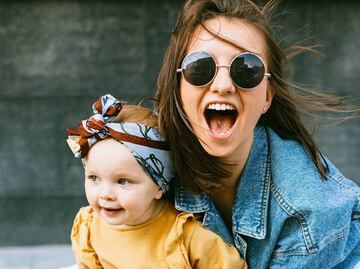 Tips para vestir con estilo si eres mamá de niños pequeños