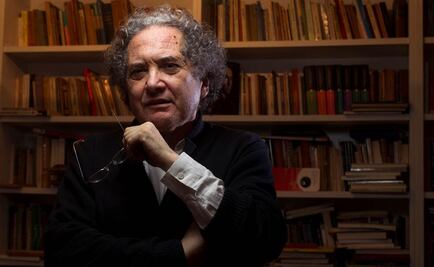 Ricardo Piglia, delicado de salud, espera medicina