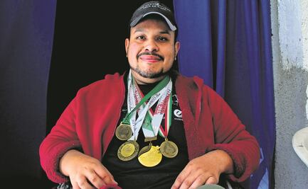 Con espalda bífida, vence los prejuicios gracias a la natación