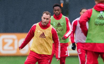 Christian Eriksen entrena con el Ajax en lo que encuentra nuevo equipo 