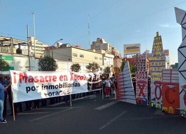 Manifestantes cierran carril de Av. Universidad; exigen frenar proyectos inmobiliarios en Xoco