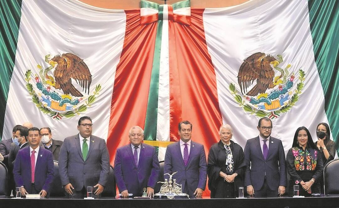 Los integrantes de la 65 Legislatura del Congreso de la Unión clausuraron ayer el primer periodo de sesiones y designaron a los integrantes de la Comisión Permanente. Foto: Mario Jasso/ Cuartocuro.