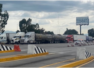 Continúa cierre de autopista México-Puebla; bloqueo llegaría a su tercer día consecutivo