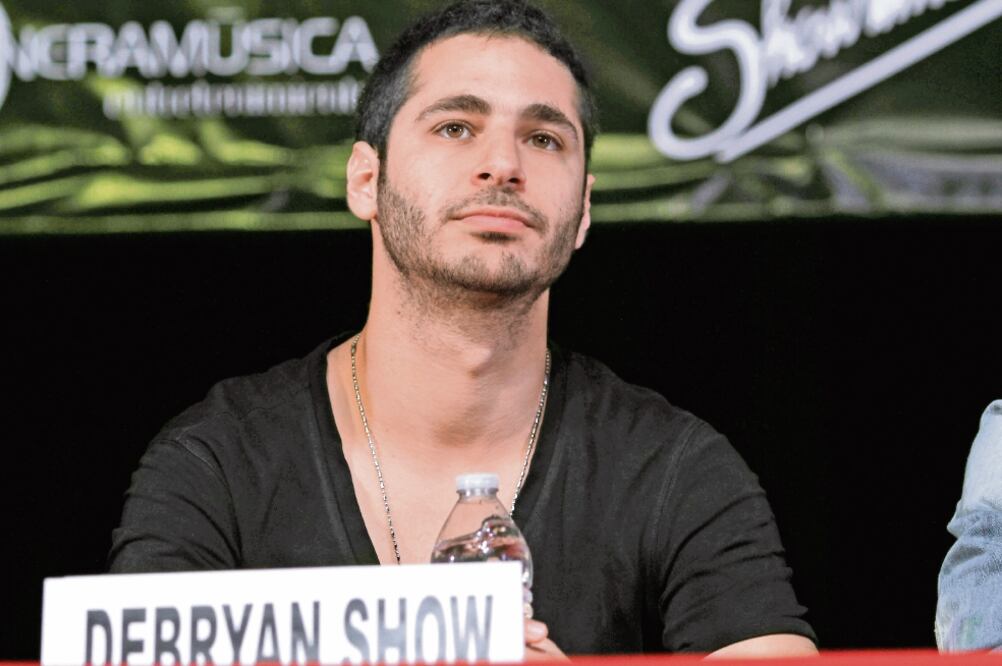 Fuente de trabajo. Ryan Hoffman es un creador de empleo al contratar a gente que le ayuda en las grabaciones y edición (ARCHIVO. EL UNIVERSAL)