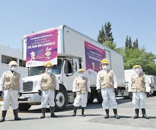 En SLP entregan a familias apoyos alimentarios 