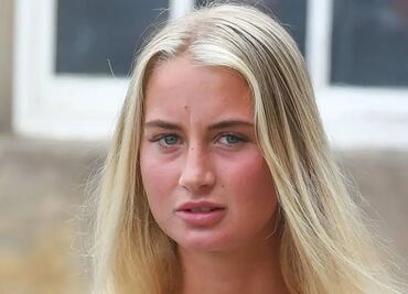 Mujer es acusada de 17 delitos sexuales; se hizo pasar por un hombre para abusar de una menor