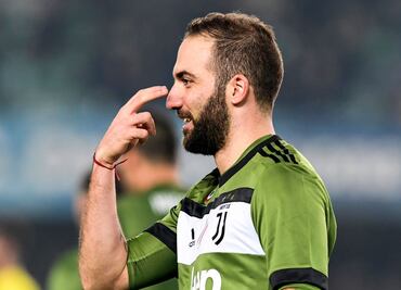 Higuaín le da el liderato a la Juventus en Serie A