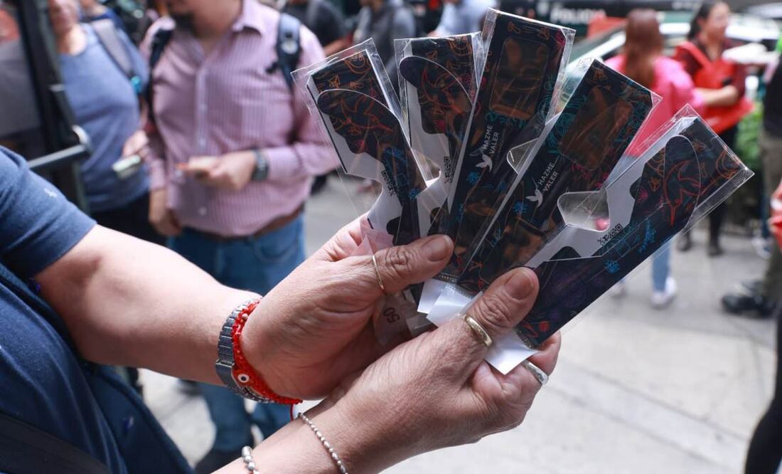 Las láminas con las que cuentan los visores son de polímero negro de una marca especial. Foto: Fernanda Rojas. EL UNIVERSAL