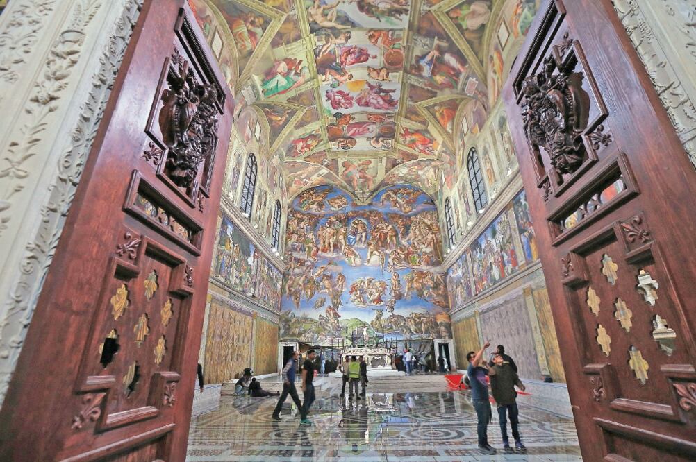 Para la exposición de la réplica de la Capilla Sixtina en México fueron necesarias más de 170 noches para concluir el levantamiento de más de 2 millones 700 mil fotografías que conforman este archivo digital jamás realizado. (FOTO: GOBIERNO DEL EDOMEX)