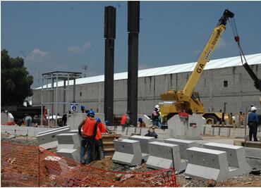 Tropieza producción de constructoras, cayó 4.1% en enero