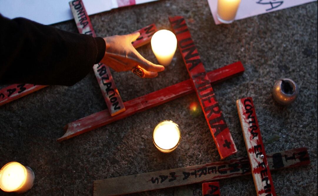 In Mexico, families have started looking for mass graves in order to find their loved ones - Photo: Henry Romero/REUTERS