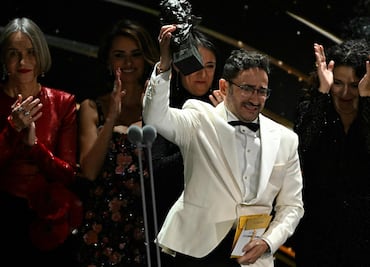 Premios Goya 2024: "La sociedad de la nieve" arrasa con 12 galardones, incluyendo Mejor Película y Dirección