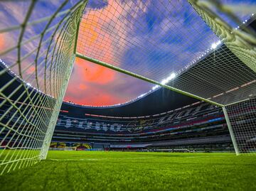 Cuánto cuesta cenar en la cancha del Estadio Azteca
