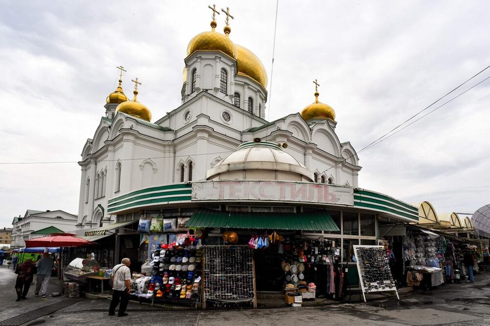 Un mercado callejero en la ciudad sureña de Rostov-on-Don el 13 de junio de 2023. Foto: AFP