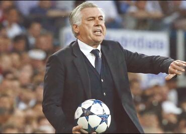 Ancelotti desesperado por llevar al 'Chucky' Lozano al Napoli