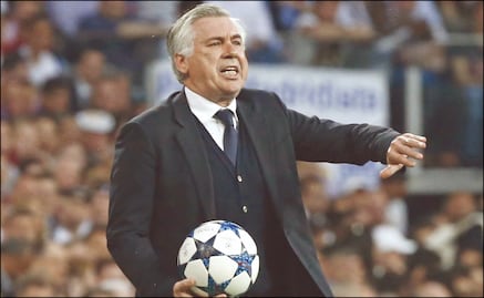 Ancelotti desesperado por llevar al 'Chucky' Lozano al Napoli