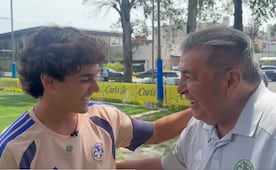 El emotivo encuentro entre Reinoso y Carlos Álvarez a días del América vs Chivas; le "regala" su 8