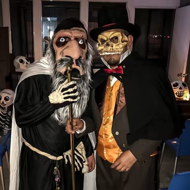 Leyendas de Difuntos en la Torre Latinoamericana es un evento para toda la familia. Foto: Fever Up