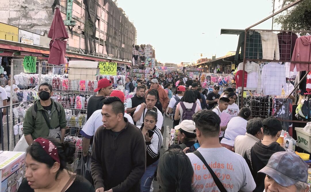 Los ayudantes de los Reyes Magos reconocieron que este año los productos están más caros. Foto: Francisco Rodríguez, Jorge Medellín y René Villeda / EL UNIVERSAL