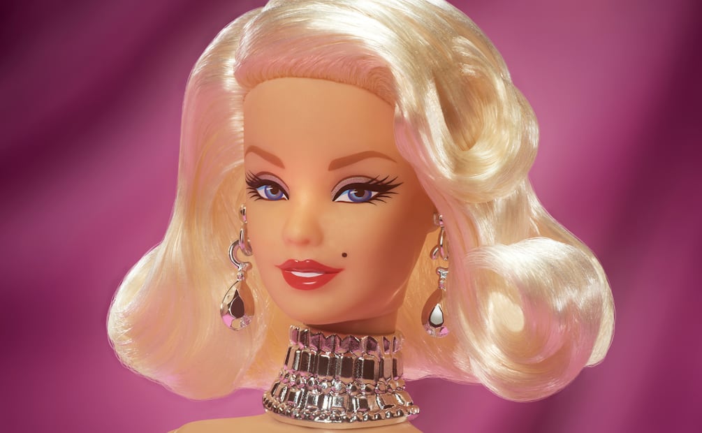 La Barbie Barbie Signature Marilyn Monroe ya se encuentra disponible. Foto: Cortesía Mattel