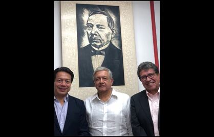 AMLO se reúne con coordinadores de Morena en las Cámaras