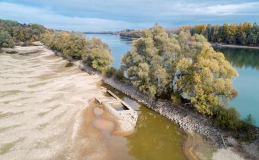 Hallan tesoro del siglo XVIII en Hungría gracias a la sequía del Danubio