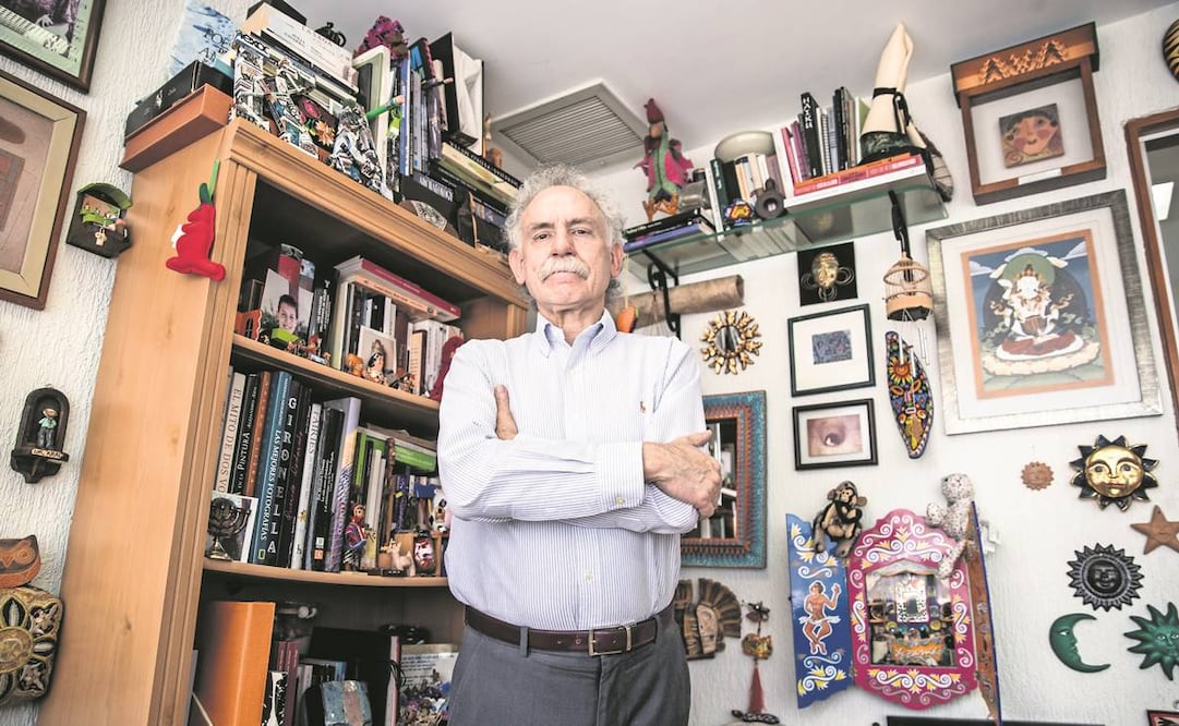 Arnoldo Kraus, profesor de la Facultad de Medicina de la UNAM y coordinador del libro Suicidio, opina que son muchos factores los que influyen en una persona a la hora de tomar la decisión de terminar con su vida. Foto: Germán Espinosa/EL UNIVERSAL
