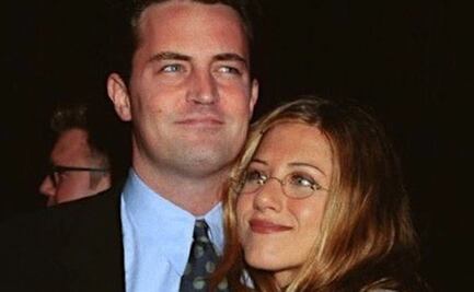 Jennifer Aniston "se tambalea" emocionalmente tras la muerte de Matthew Perry