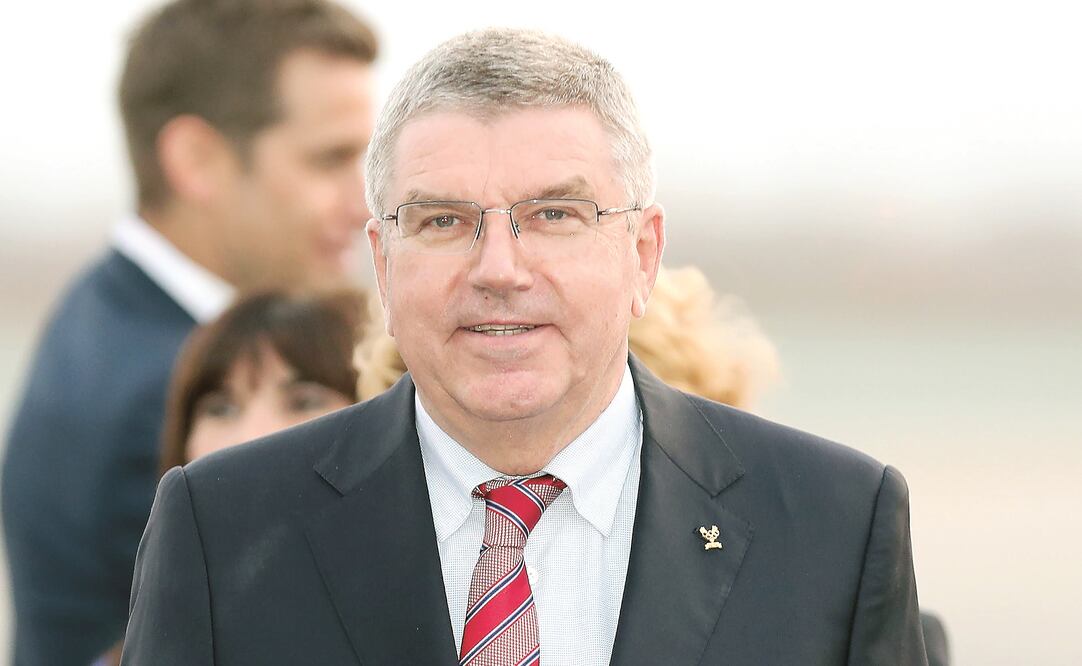 Thomas Bach tendrá reuniones de trabajo en la sede de los JP de 2019. (ERNESTO ARIAS. EFE)