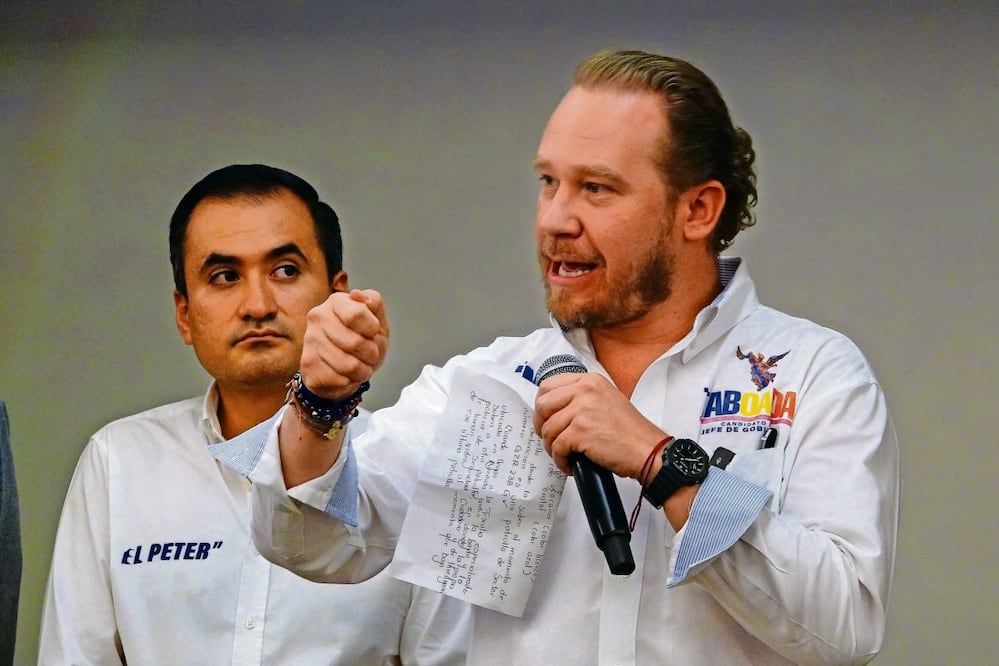En conferencia, el candidato de Va por la CDMX informó que denunciará a Martí Batres, Ulises Lara y Pablo Vázquez por detención de la señora Elvia. Foto: de Rogelio Morales. Cuartoscuro.com