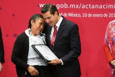 Podrá obtenerse acta en línea: EPN
