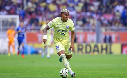 Roger Martínez no se desconcentra por la renovación, piensa en un campeonato con América