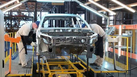 Rusia amenaza con adueñarse de las fábricas de autos que dejen de operar en su país