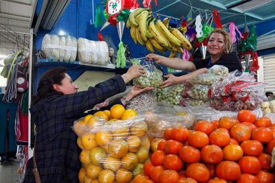 Profeco propone cenas de Navidad de 60 pesos por persona