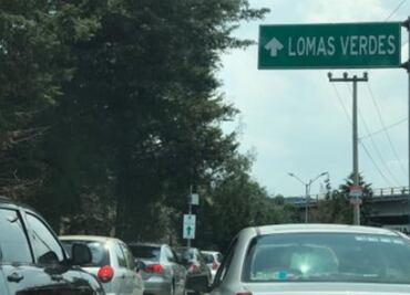 Continúa desabasto por fuga de agua en Lomas Verdes